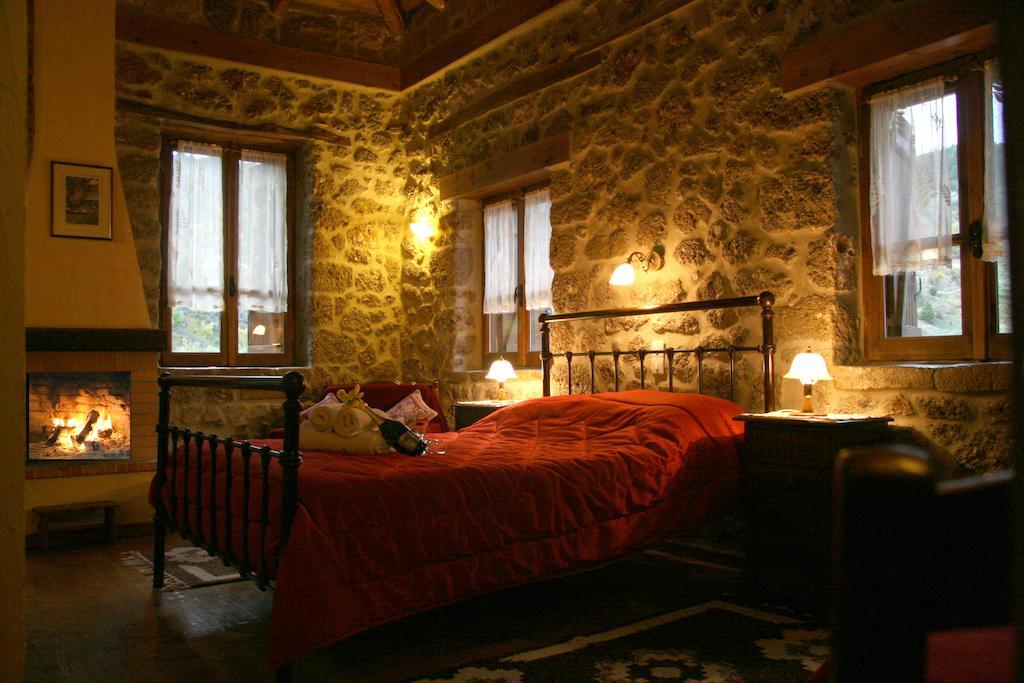 Pigi Tarlampa Hotel Áno Tríkala Szoba fotó